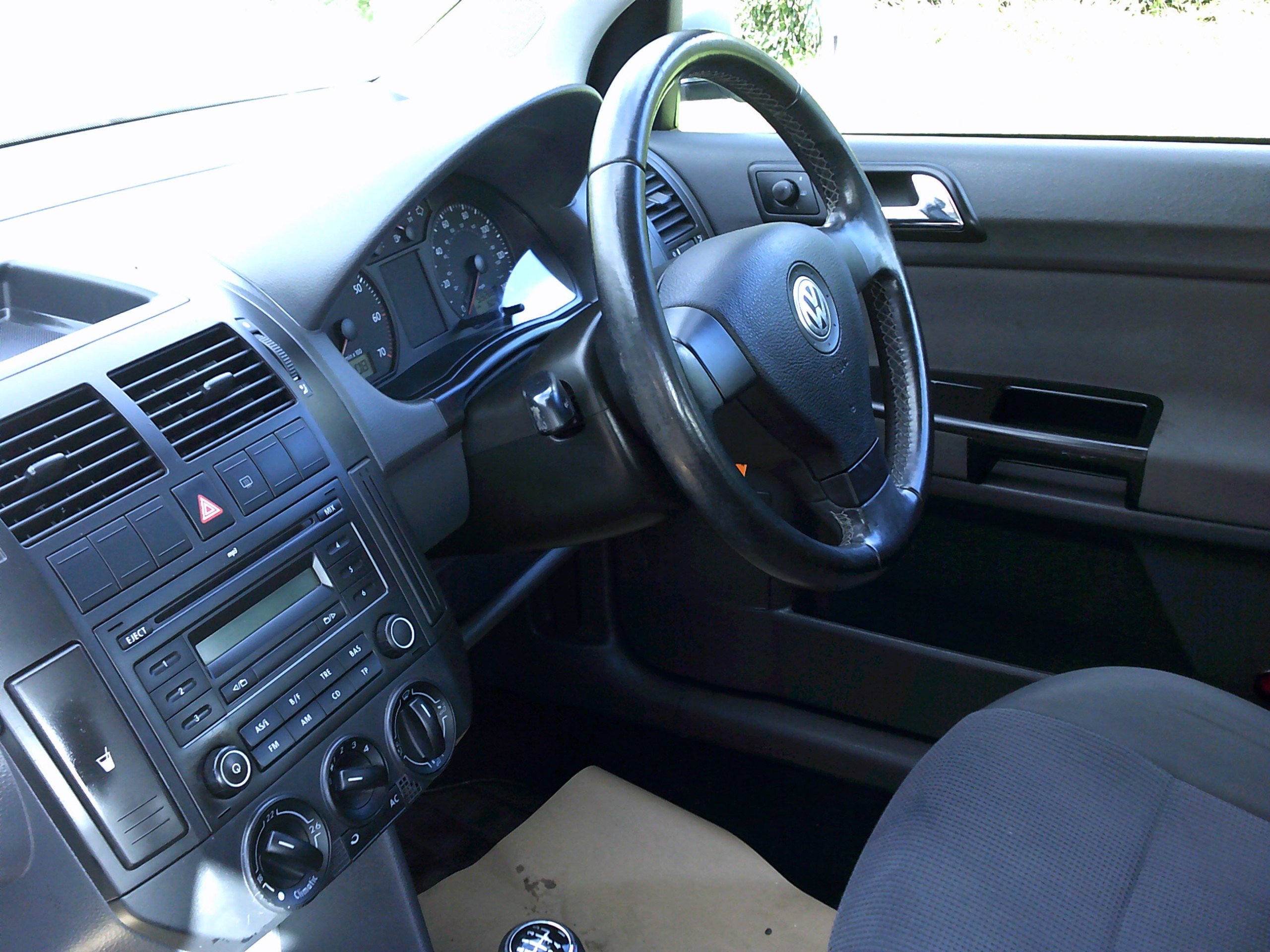 Used 2007 Volkswagen Polo SE 5Door for sale in Sherborne, Dorset